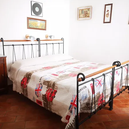 Tipico In Centro Storico Apartment